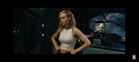 Brie Larson is flaunting her abs in the newest Marvels movie : r/CelebrityBelly