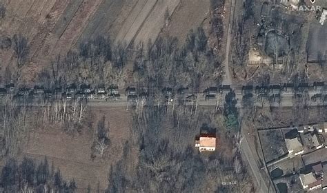 IN PHOTOS: Satellite Images Show 3-Mile-Long Russian Convoy Entering ...