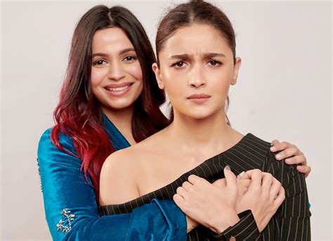 Alia Bhatt sports the cutest frown as she poses with sister Shaheen ...