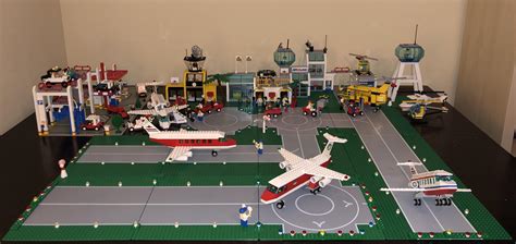 Classic City/Town Airport : r/lego