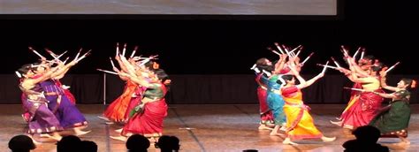 Scintillating Folk Dance of Karnataka - Same Day Tour Blog