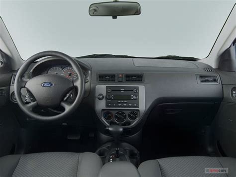 2007 Ford Focus: 11 Interior Photos | U.S. News