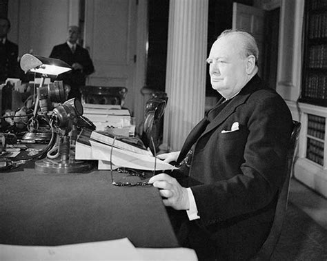 VE Day Commemorative Photo - Winston Churchill holding up victory sign to crowd buy celebrity ...