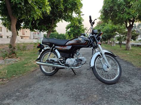 Honda CD70 - A Story of Love and Hate! - Ndriromaric