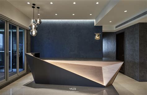 Pin by 張浚澤 on 室 - ┃櫃台┃ Counter。 | Office reception table design, Office reception design, Office ...