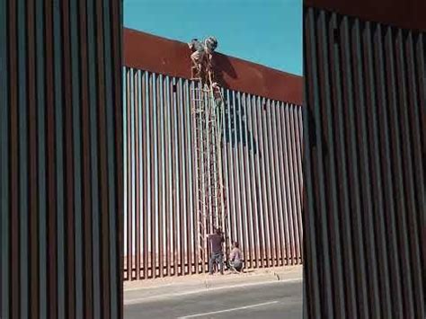 Border jumpers climbing US-Mexico border at Calexico : r/videos