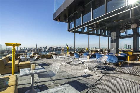 Best Rooftop Bars in Brooklyn: Places to Drink With a View This Summer - Thrillist