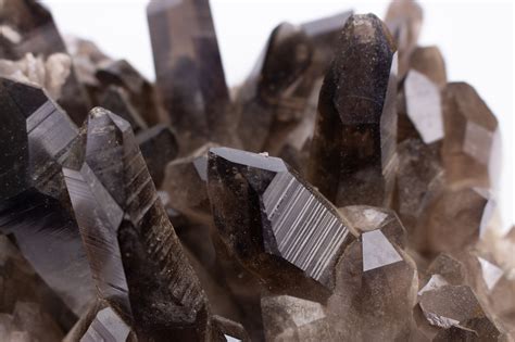 Smoky Quartz Meanings and Crystal Properties - The Crystal Council