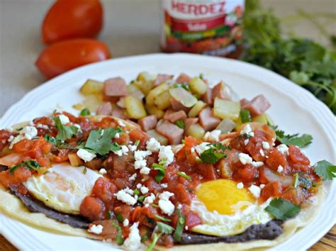 The Best Huevos Rancheros - An Authentic Mexican Breakfast Recipe