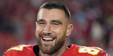 Travis Kelce Once Revealed 2 Dating Dealbreakers That Involve Sex | Taylor Swift, Travis Kelce ...