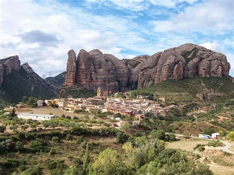 Mallos De Agüero, Huesca province, Aragón, Spain | Monument valley, Natural landmarks, Travel