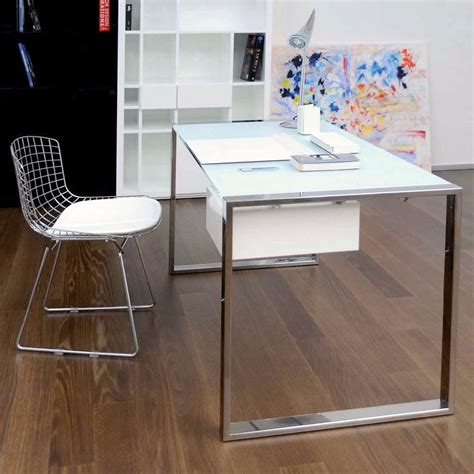 minimalist office furniture for small office