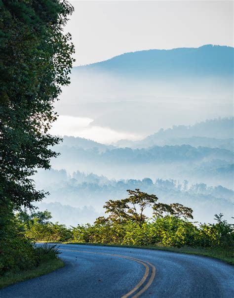 Scenic Drives on the Blue Ridge Parkway - Virginia Is For Lovers