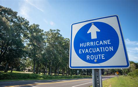 Hurricane Evacuation Route Sign Stock Photo - Download Image Now - iStock