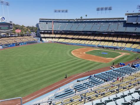 Section 43 at Dodger Stadium - RateYourSeats.com