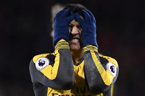 Alexis Sanchez injury - Chile won't risk him tonight - Just Arsenal News