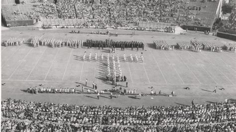 Bygone New Orleans stadium played Super host in 1970s - CNN