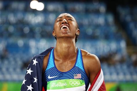 Brianna Rollins of the United States celebrates after winning the gold ...