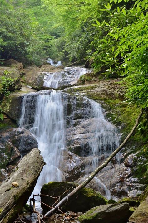 North Carolina Waterfalls - Take a Hike! | North carolina waterfalls, Waterfall, Nc waterfalls