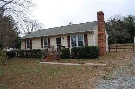 412 Manquin Dr, Aylett, VA 23009 | MLS# 1305227 | Redfin