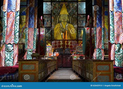 Tibetan Buddhist Temple Interior Editorial Image - Image of sacred ...