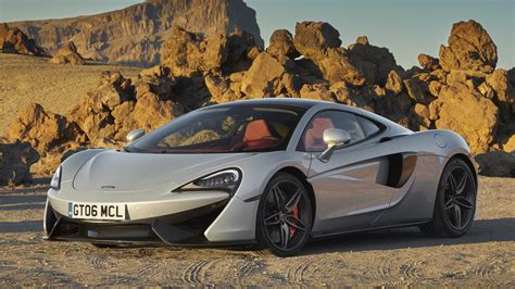 First Drive: 2017 McLaren 570GT