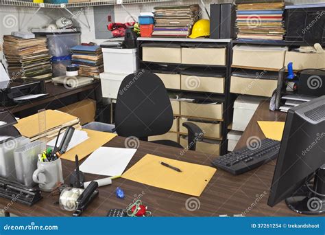 proyectolandolina: Office Desk Messy