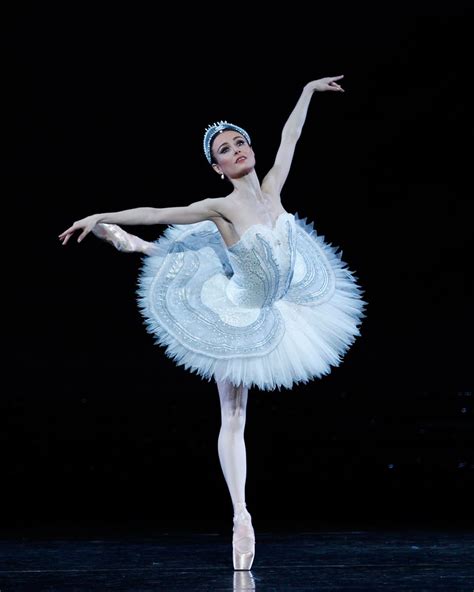 2016 Swan Lake | The Australian Ballet