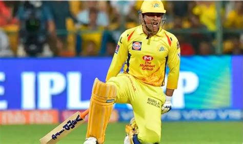 IPL 2020: MS Dhoni Shows His Funny Side During CSK Net Session a Day ...