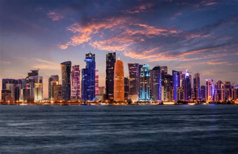 Doha Skyline Stock Photos, Pictures & Royalty-Free Images - iStock