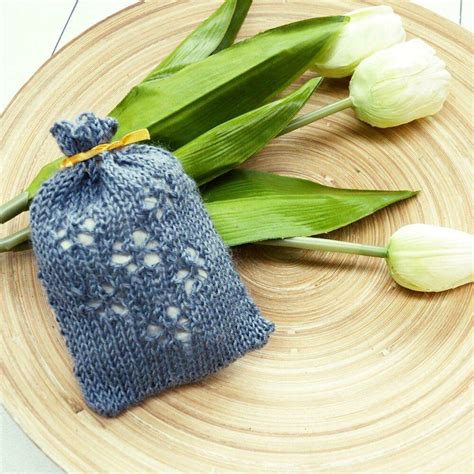 Snowflake Sachet Knitting pattern by Susanne Visch | Knitting patterns, Crochet sachet, Knitting ...