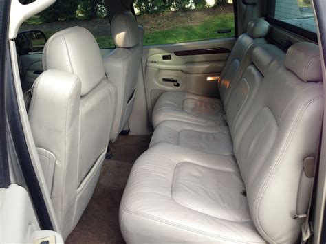 2002 Cadillac Escalade EXT - Interior Pictures - CarGurus