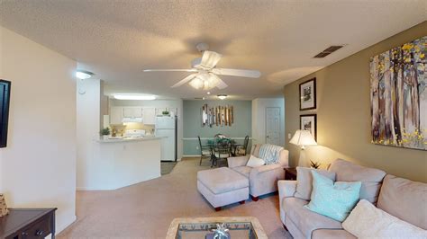 Take a 3D Virtual Tour of Colonial Village at Trussville Apartments in Birmingham | MAA