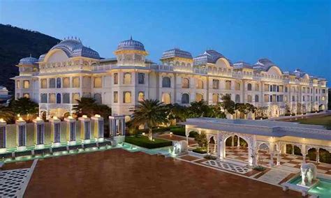 List of the 30 Best 5-Star Hotels near me in Bangalore