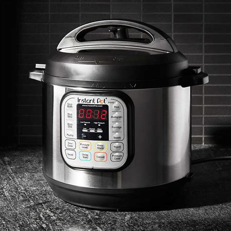 Instant Pot Duo60 6-Qt. Electric Pressure Cooker + Reviews | Crate and Barrel Canada