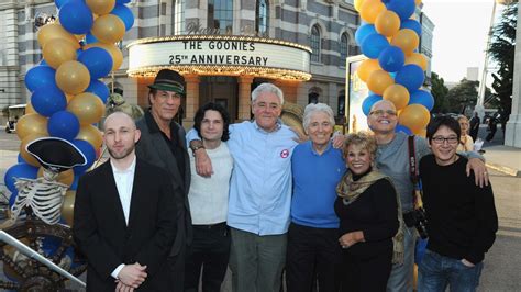 ’Goonies’ Reunion! Watch the Cast’s Virtual Tribute 35 Years Later – NBC Connecticut