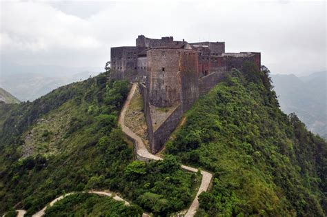 Citadelle Laferrière Aerial View - Ла-Ферьер — Википедия | Wonders of ...