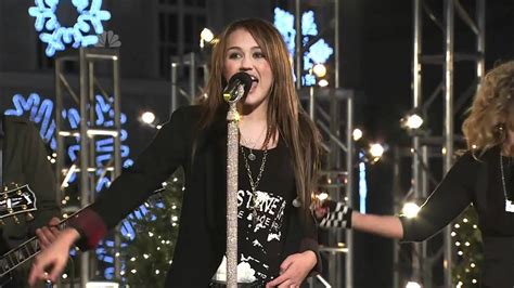 Rockin' Around the Christmas Tree - Miley Cyrus [Live] Rockefeller Tree Lighting 2008 HD - YouTube