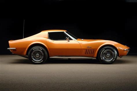 1972 C3 Corvette | Image Gallery & Pictures | Chevrolet corvette ...