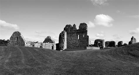 Ogmore Castle, Ogmore-by-Sea, Vale of Glamorgan, Wales, UK | Wales ...