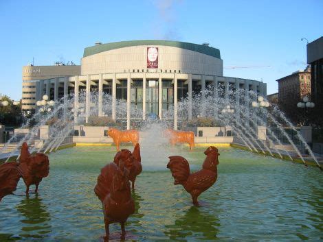 Montreal Opera | Canada photography, Quebec canada, Montreal quebec