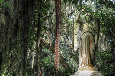 Explore Savannah's Historic Bonaventure Cemetery