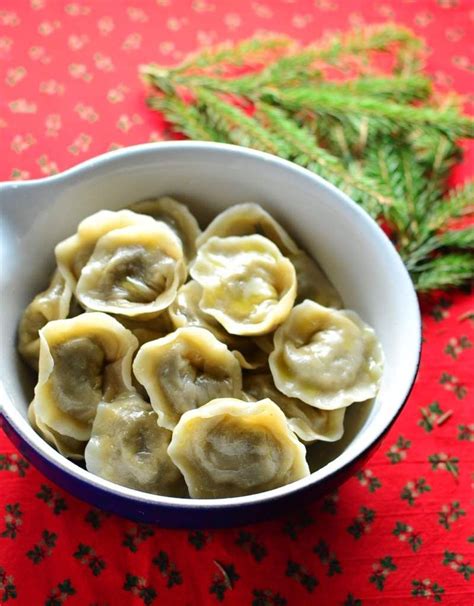 Polish Christmas Eve Porcini Dumplings (Uszka) | Polish food traditional, Lithuanian recipes ...