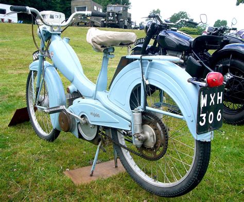 Mobylette 50 Moped | 1958 Mobylette Moped 49cc 2-stroke engi… | Flickr