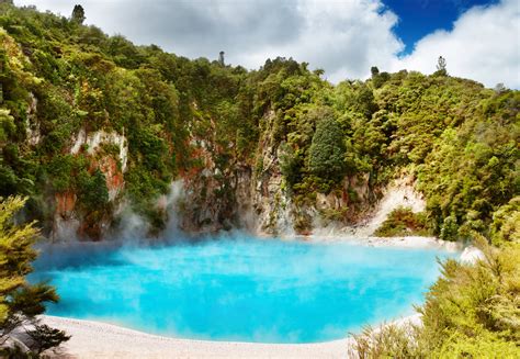 Rotorua to Taupo | North Island Road Trip Day 4 | NeedaBreak