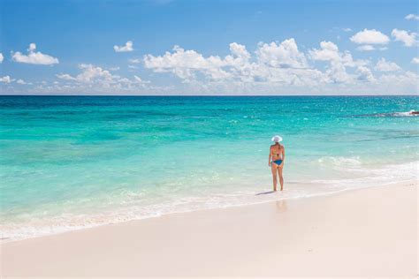 Being Blue on Great Guana Cay, Abaco | Abaco, Bahamas