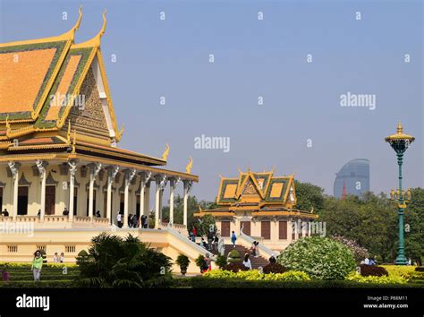 Phnom Penh Royal Palace and Khmer architecture, Cambodia Stock Photo ...