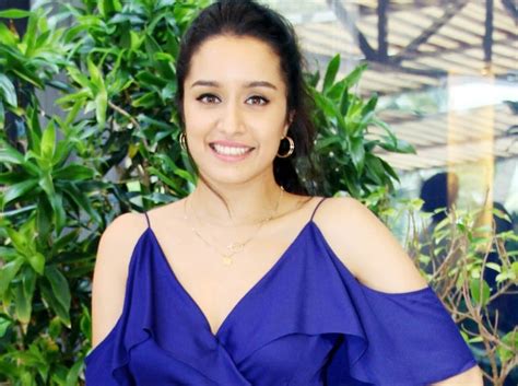 Attractive Shraddha Kapoor Instagram, Wiki, Age, Height [5.5f ...