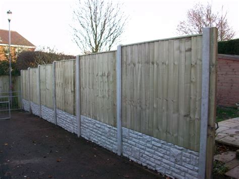 6 Inch Concrete Gravel Boards - Suitable for use with a 6ft (1.8m) wide panel to sit on.