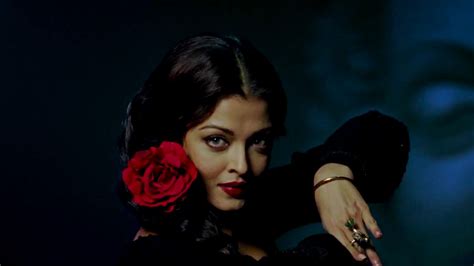 5starkunt:Guzaarish (2010) dir. Sanjay Leela Bhansali